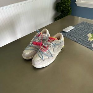 Off-White dunks lot 38